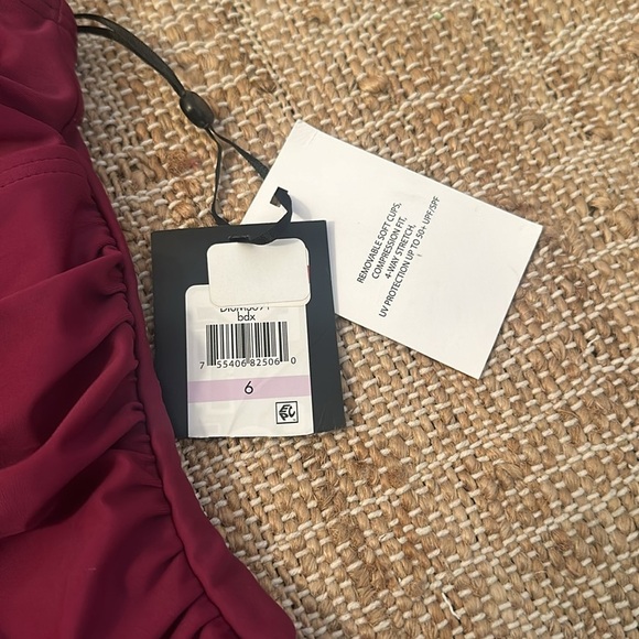 New DKNY Ruffle Plunge Underwire TummyControl One Piece Swimsuit Burgundy Size 6 - Picture 6 of 11